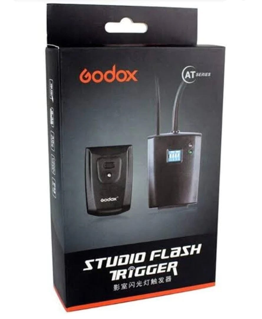 GODOX STUDIO FLASH TRIGGER FOR SALE pre-owned