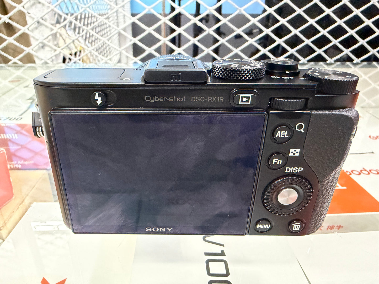 SONY RX1R -DSC CAMERA pre-owned