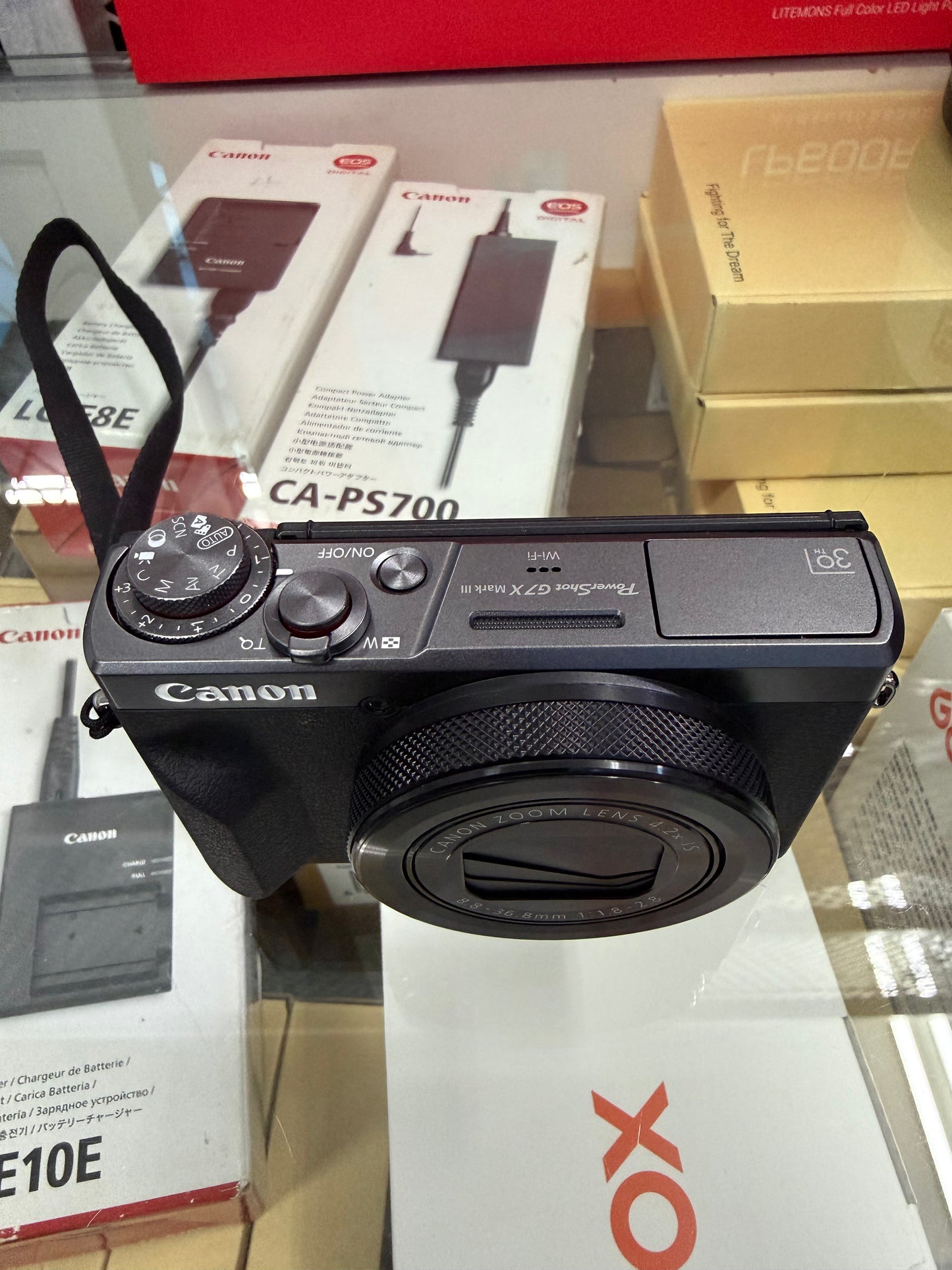 Canon PowerShot G7X III (Black) pre-owned