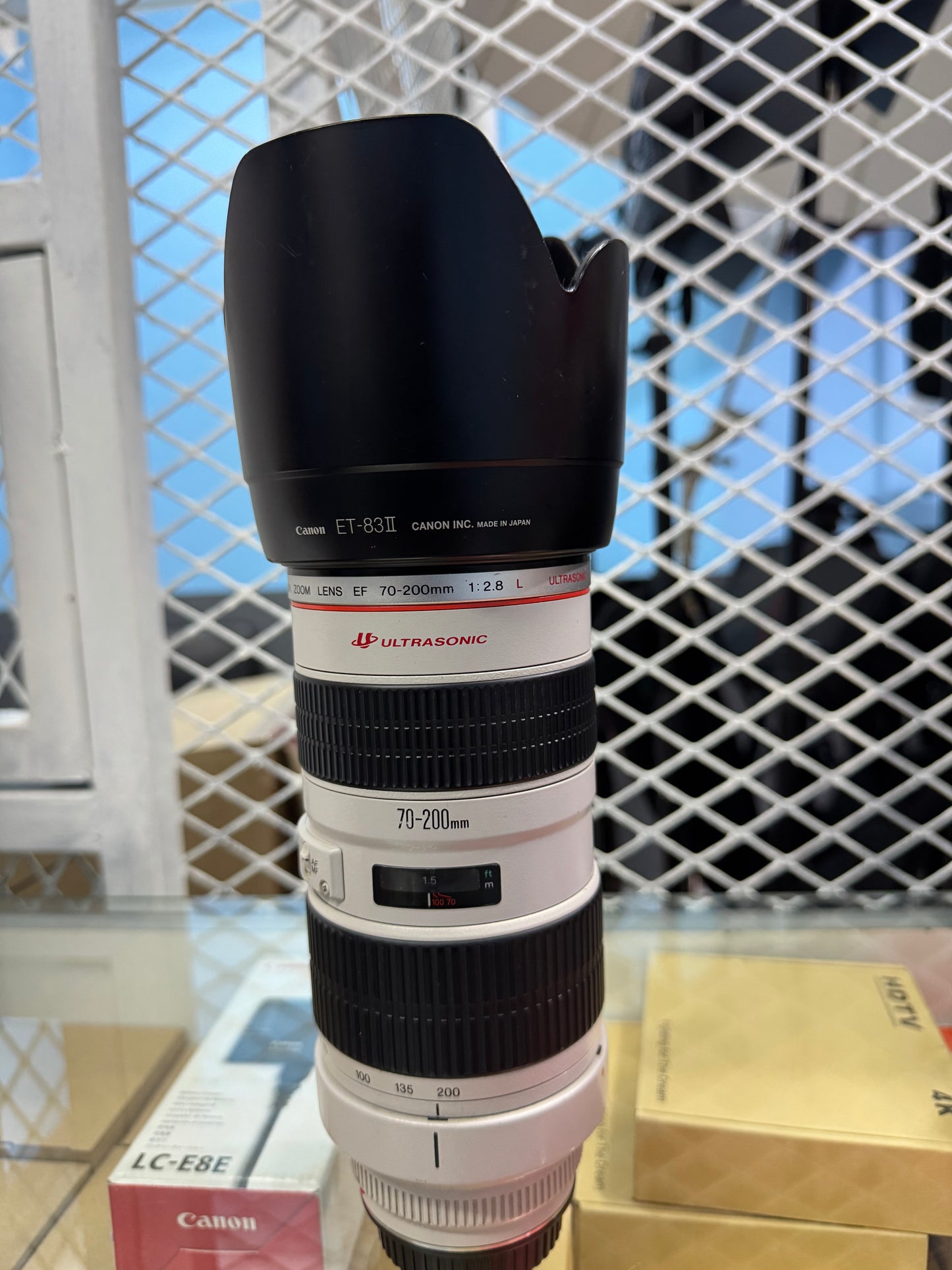 Canon EF 70-200mm f/2.8L USM pre-owned
