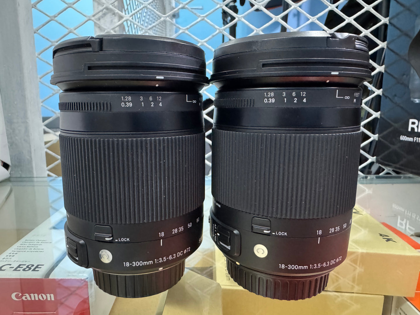 Sigma Nikon 18-300mm F3.5-6.3 Contemporary DC Macro OS HSM Lens for Nikon, Black pre-owned