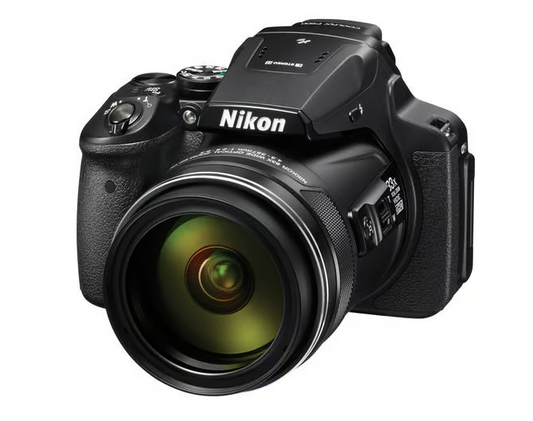 Nikon coolipix p900 (pre-owned)